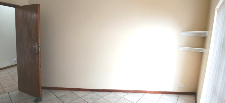 5 Bedroom Property for Sale in Dana Bay Western Cape
